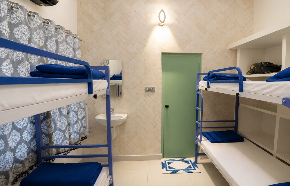 4 Bed Mixed Dorm